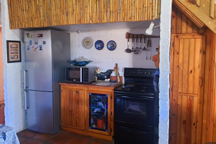 4 Bedroom Property for Sale in Boggomsbaai Western Cape